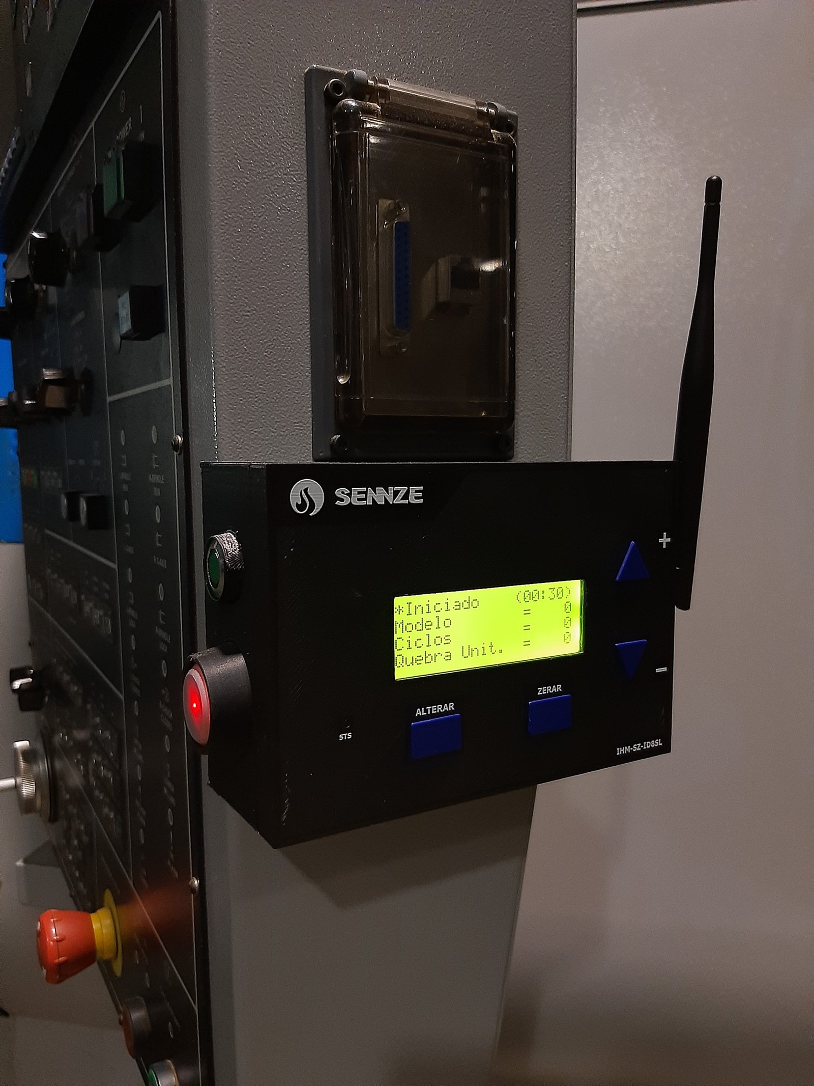 SENNZE application on an industrial machine